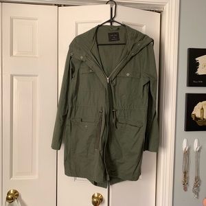 👋🏻 GOODBYE 2018 SALE! Green Jacket